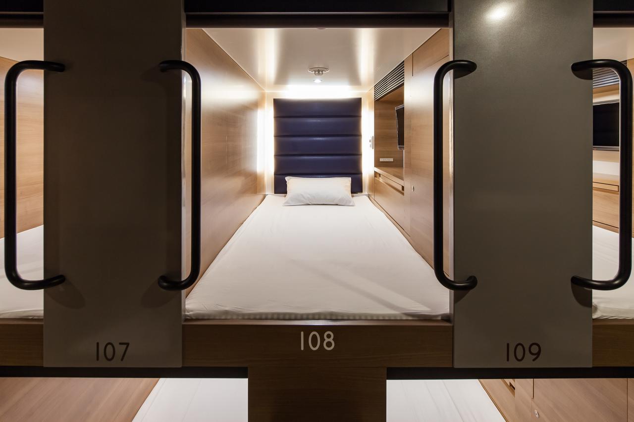 Y'S Cabin Yokohama Kannai Exteriér fotografie